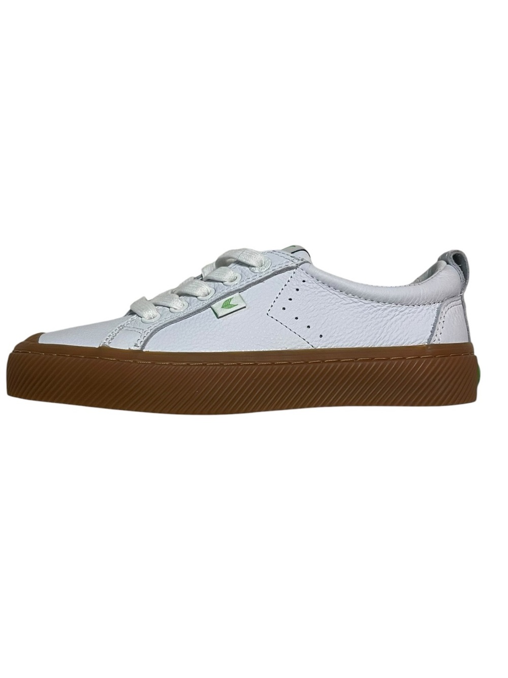 CARIUMA NWOT Oca Low White Pebbled Leather Gum Sole Sneakers Size 5.5 / 36 New